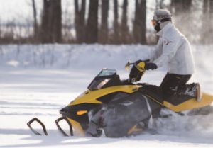 スノーモービル&バナナボート …